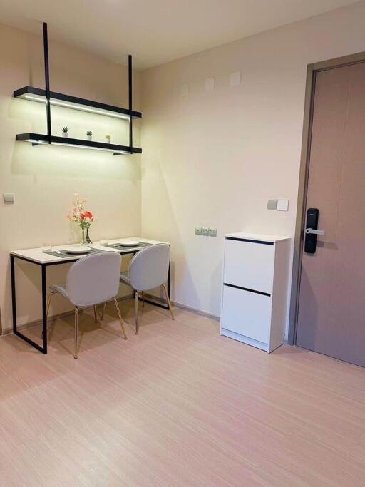 Condo for Rent at Life Asoke Hype