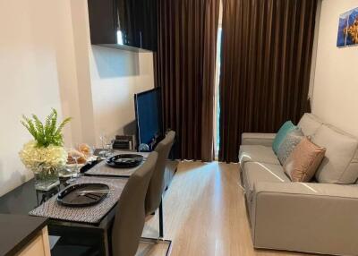 Condo for Rent at Noble Revolve Ratchada 1