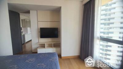 1-BR Condo at The Lumpini 24 near BTS Phrom Phong