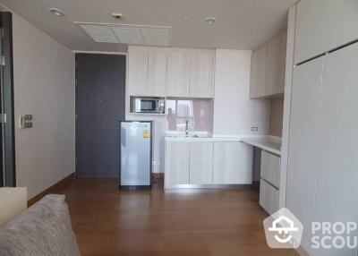 1-BR Condo at The Lumpini 24 near BTS Phrom Phong