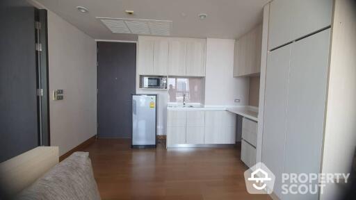 1-BR Condo at The Lumpini 24 near BTS Phrom Phong