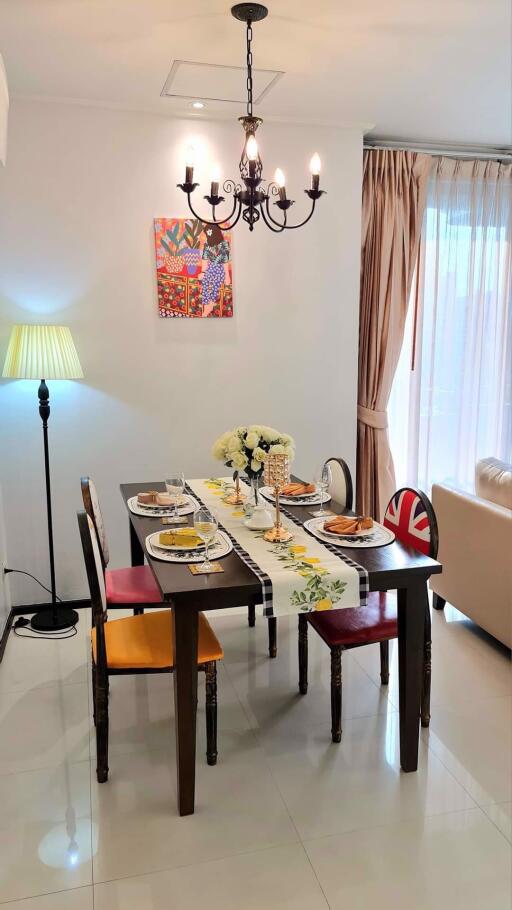 2 bed Condo in Piyathip Place Khlong Tan Nuea Sub District C020945