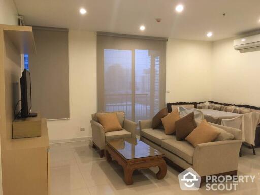 2-BR Condo at Villa Asoke near MRT Phetchaburi