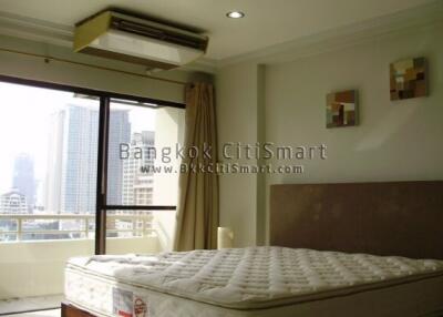 Condo at Saranjai Mansion for rent