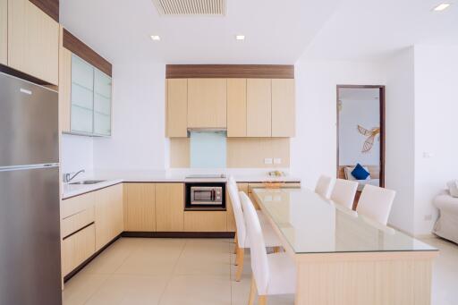 Modern kitchen with integrated living space