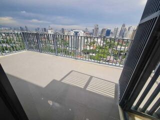 For Sale Bangkok Condo M Thonglor 10 Ekkamai 12 BTS Ekkamai Watthana