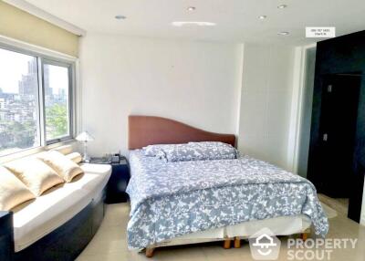 2-BR Apt. near BTS Saphan Taksin