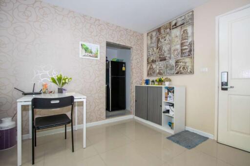 Cozy 1-BR Apartment, d’VIENG Santitham, Chiang Mai: Fully Furnished, Central Location