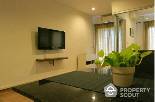 1-BR Condo at The Seed Musee Sukhumvit 26 near BTS Phrom Phong