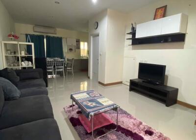 4 bed House Phatthanakan Sub District H020946
