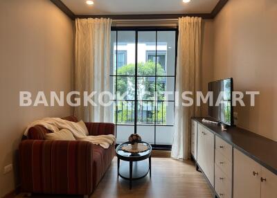 Condo at The Reserve Kasemsan 3 for sale