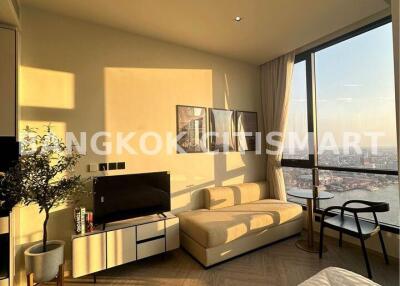 Condo at Chapter Charoennakhon - Riverside for rent