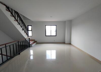 88 Sqm., 3 Beds, 2 Baths Townhouse listed for ฿ 7,140,000.