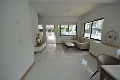 140 Sqm., 3 Beds, 2 Baths Townhouse listed for ฿ 6,679,000.