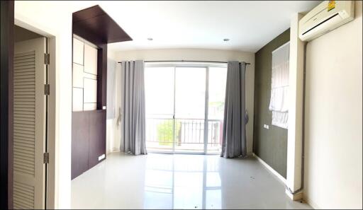 104 Sqm., 2 Beds, 2 Baths Townhouse listed for ฿ 6,090,000.