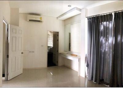 104 Sqm., 2 Beds, 2 Baths Townhouse listed for ฿ 6,090,000.