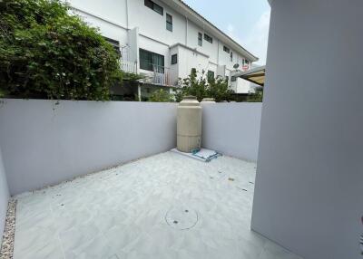 88 Sqm., 3 Beds, 2 Baths Townhouse listed for ฿ 5,625,000.