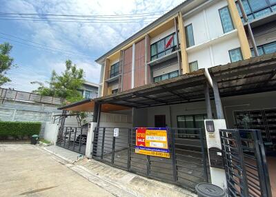 88 Sqm., 3 Beds, 3 Baths Townhouse listed for ฿ 4,410,000.