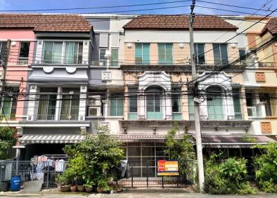 87 Sqm., 3 Beds, 2 Baths Townhouse listed for ฿ 4,410,000.