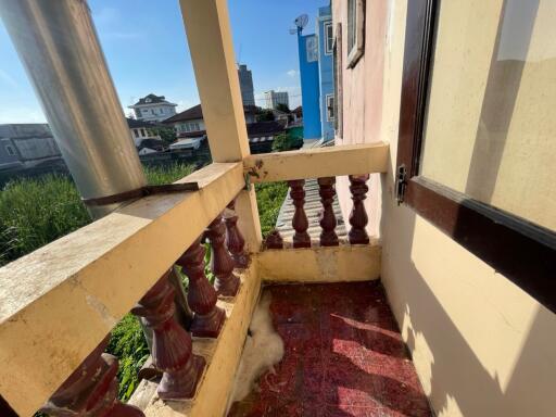 100 Sqm., 3 Beds, 2 Baths Townhouse listed for ฿ 4,305,000.