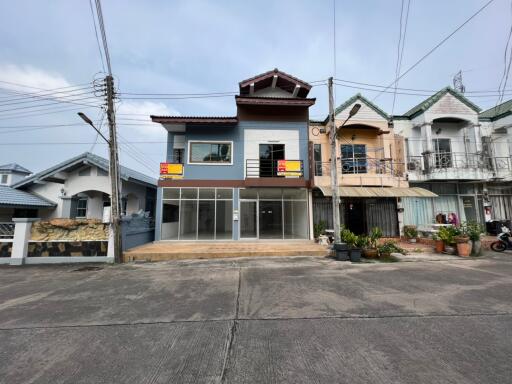 140 Sqm., 2 Beds, 1 Bath Townhouse listed for ฿ 4,095,000.