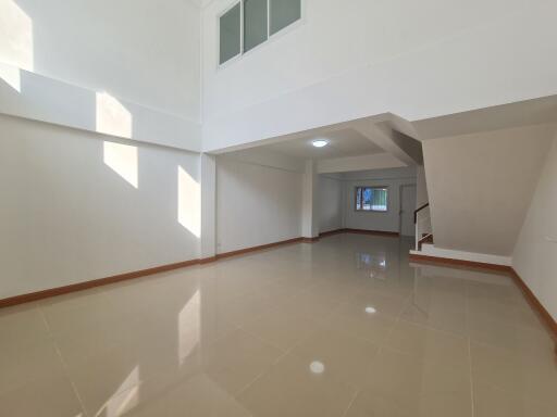 141 Sqm., 3 Beds, 2 Baths Townhouse listed for ฿ 3,990,000.