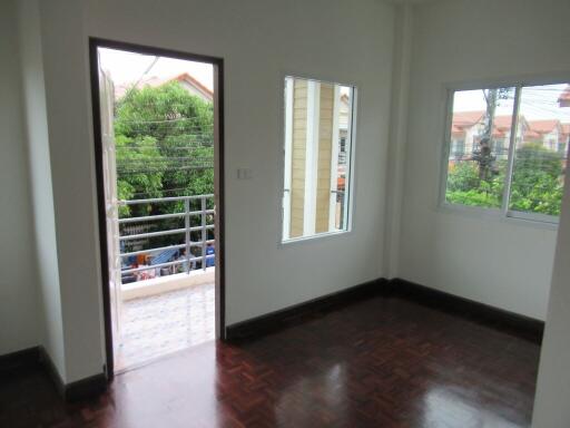 112 Sqm., 3 Beds, 2 Baths Townhouse listed for ฿ 3,780,000.