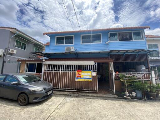 180 Sqm., 2 Beds, 1 Bath Townhouse listed for ฿ 3,780,000.