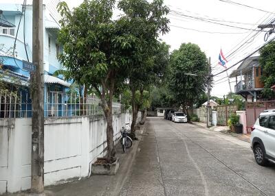 124 Sqm., 2 Beds, 1 Bath Townhouse listed for ฿ 3,570,000.