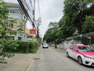 90 Sqm., 2 Beds, 1 Bath Townhouse listed for ฿ 3,570,000.