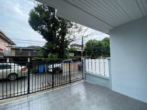 83 Sqm., 3 Beds, 2 Baths Townhouse listed for ฿ 3,570,000.
