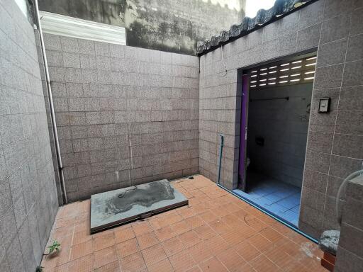 72 Sqm., 3 Beds, 2 Baths Townhouse listed for ฿ 2,700,000.
