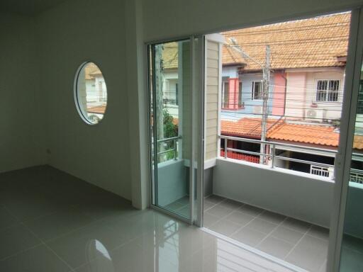 84 Sqm., 3 Beds, 2 Baths Townhouse listed for ฿ 3,360,000.