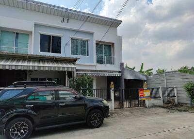 124 Sqm., 3 Beds, 2 Baths Townhouse listed for ฿ 3,360,000.