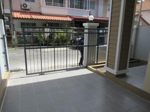 84 Sqm., 3 Beds, 2 Baths Townhouse listed for ฿ 3,308,000.