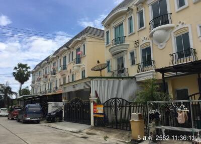 85 Sqm., 3 Beds, 3 Baths Townhouse listed for ฿ 2,760,000.