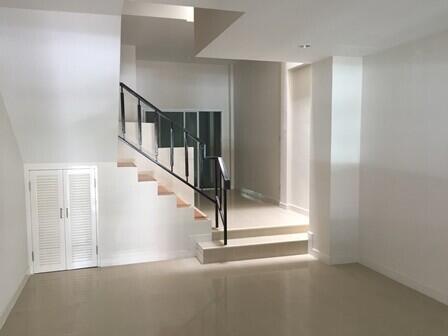 94 Sqm., 4 Beds, 3 Baths Townhouse listed for ฿ 3,150,000.