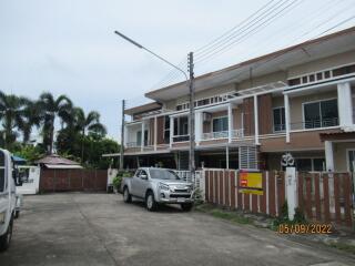 113 Sqm., 2 Beds, 1 Bath Townhouse listed for ฿ 2,850,000.