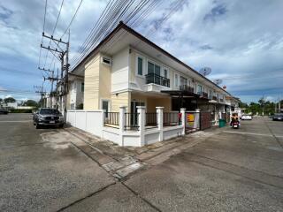 107 Sqm., 2 Beds, 1 Bath Townhouse listed for ฿ 2,600,000.