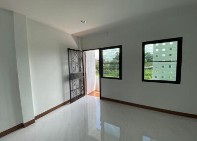 275 Sqm., 2 Beds, 1 Bath Townhouse listed for ฿ 3,061,000.
