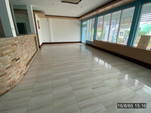 227 Sqm., 2 Beds, 2 Baths Townhouse listed for ฿ 2,951,000.