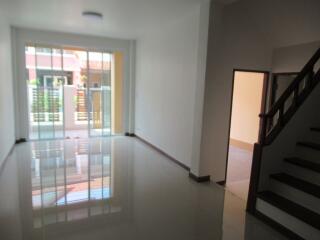 84 Sqm., 2 Beds, 1 Bath Townhouse listed for ฿ 2,565,000.