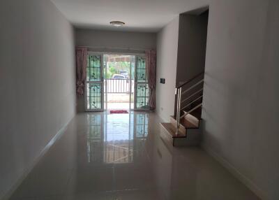 75 Sqm., 3 Beds, 2 Baths Townhouse listed for ฿ 2,565,000.