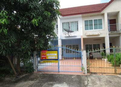 135 Sqm., 2 Beds, 1 Bath Townhouse listed for ฿ 2,835,000.
