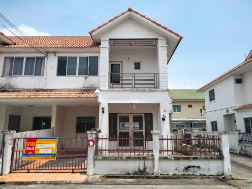 156 Sqm., 2 Beds, 2 Baths Townhouse listed for ฿ 2,783,000.