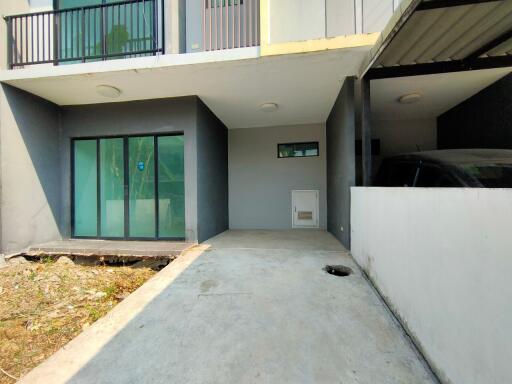 73 Sqm., 3 Beds, 2 Baths Townhouse listed for ฿ 2,470,000.