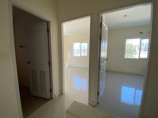 123 Sqm., 3 Beds, 1 Bath Townhouse listed for ฿ 2,470,000.