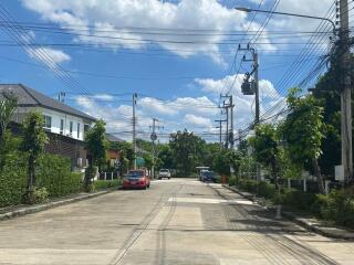 104 Sqm., 2 Beds, 1 Bath Townhouse listed for ฿ 2,375,000.