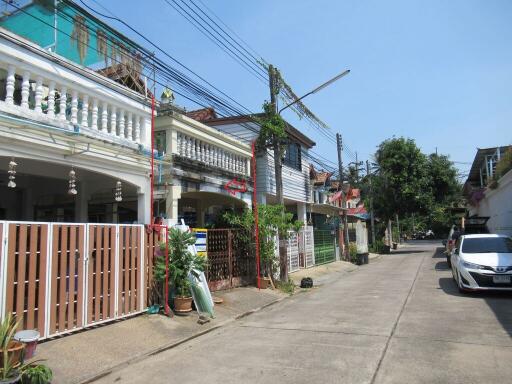 90 Sqm., 2 Beds, 1 Bath Townhouse listed for ฿ 2,625,000.