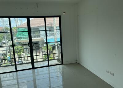 189 Sqm., 2 Beds, 1 Bath Townhouse listed for ฿ 2,532,000.